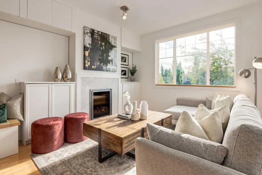 281 Cougar Ridge Drive SW Calgary AB T3H 0J3