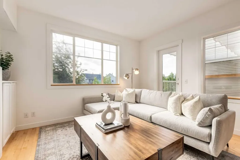 281 Cougar Ridge Drive SW Calgary AB T3H 0J3