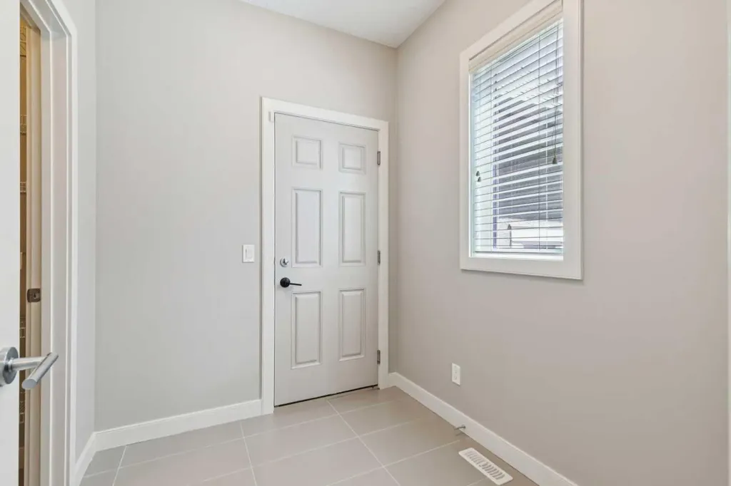 109 Mahogany Place SE Calgary AB T3M 1N9