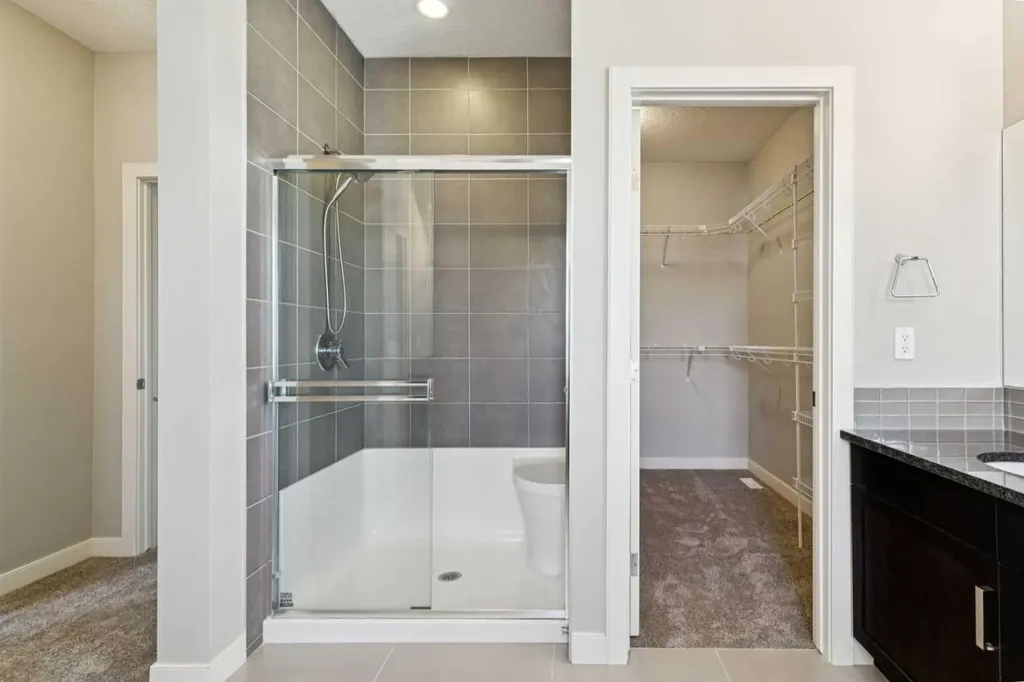 109 Mahogany Place SE Calgary AB T3M 1N9