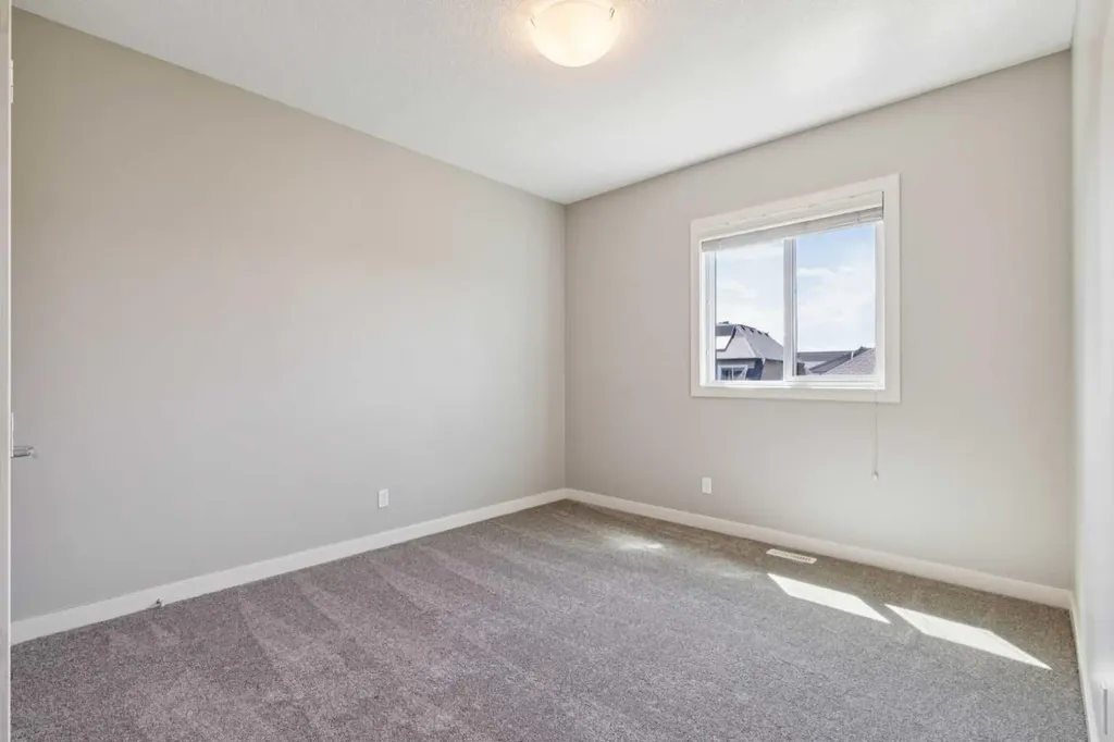 109 Mahogany Place SE Calgary AB T3M 1N9