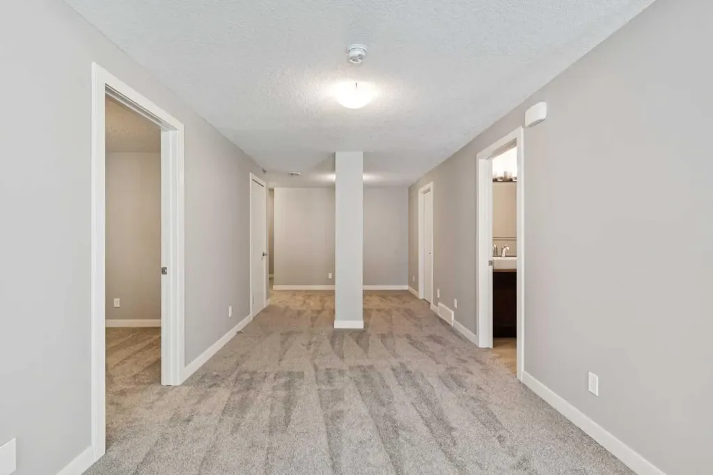 109 Mahogany Place SE Calgary AB T3M 1N9