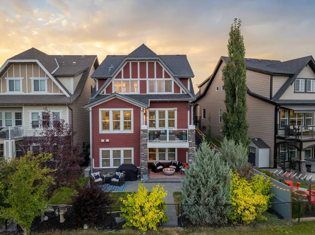 119 Marquis Grove SE Calgary AB T3M 1M6