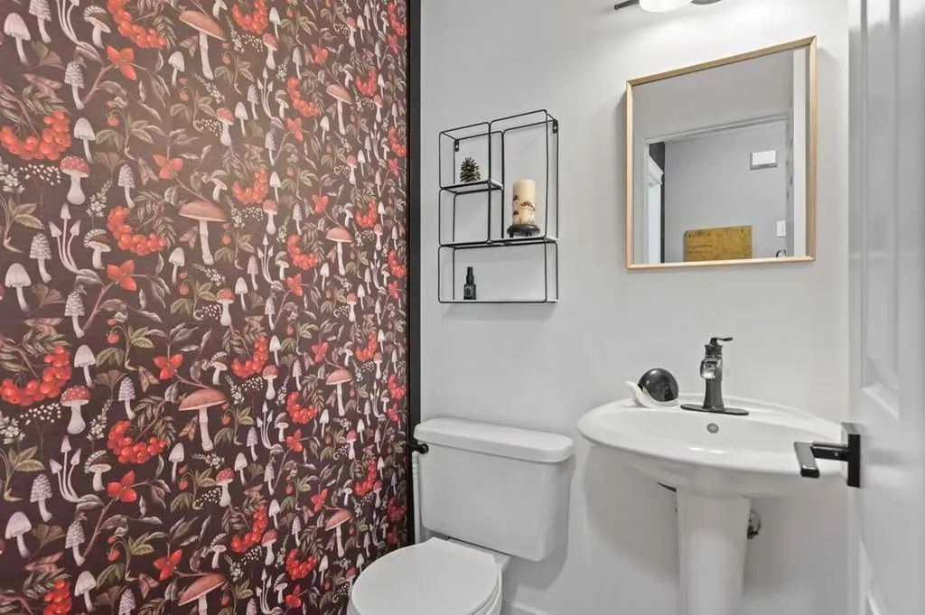 15 Valley Stream Circle NW Calgary AB T3B 5V9