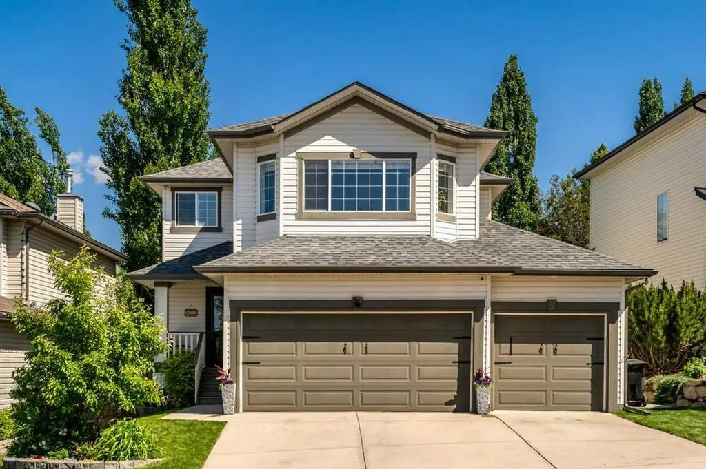 15 Valley Stream Circle NW Calgary AB T3B 5V9