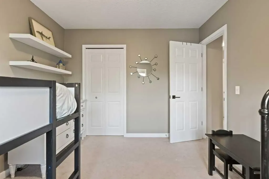 15 Valley Stream Circle NW Calgary AB T3B 5V9