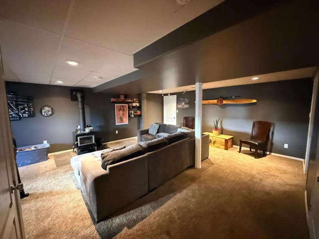 205 4 Street W Lashburn SK S0M 1H0
