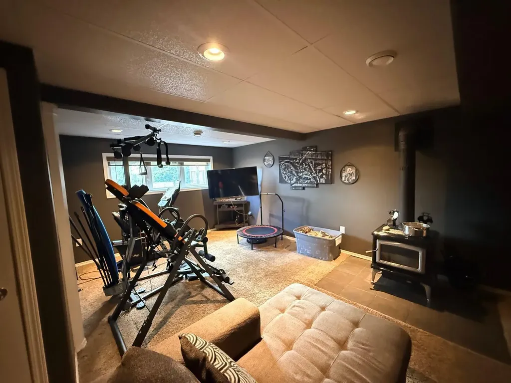 205 4 Street W Lashburn SK S0M 1H0