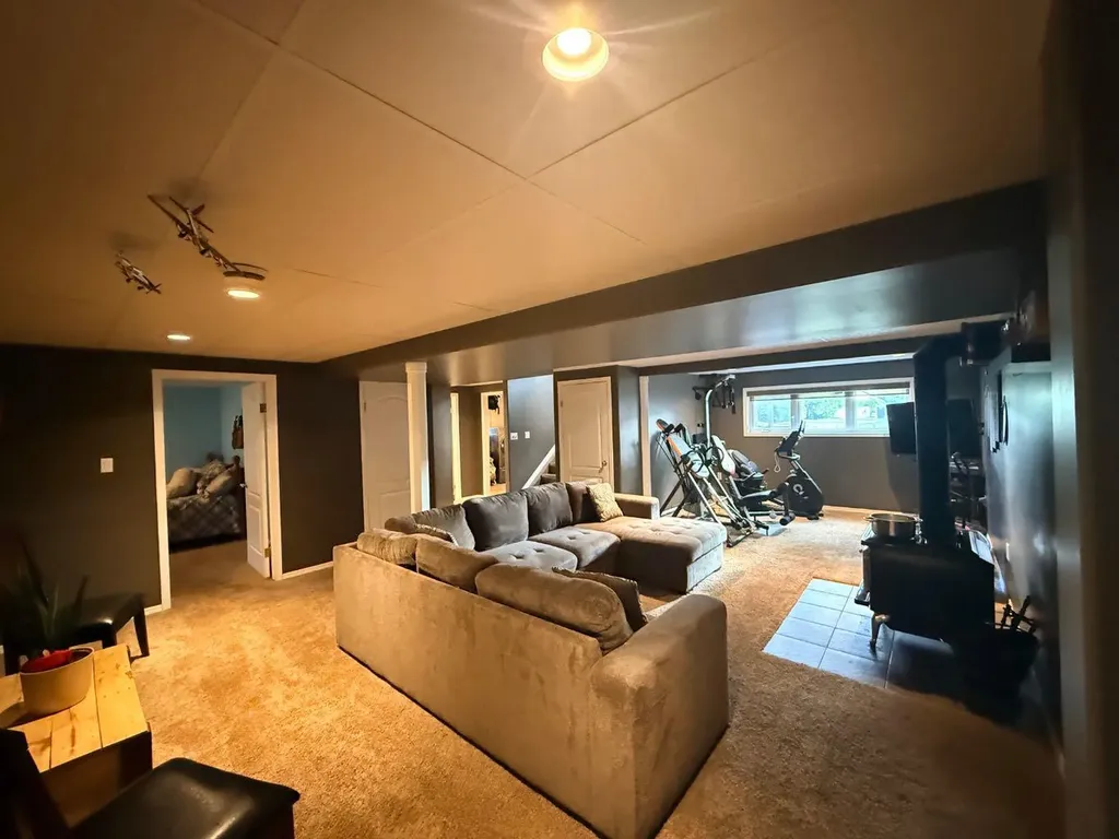 205 4 Street W Lashburn SK S0M 1H0