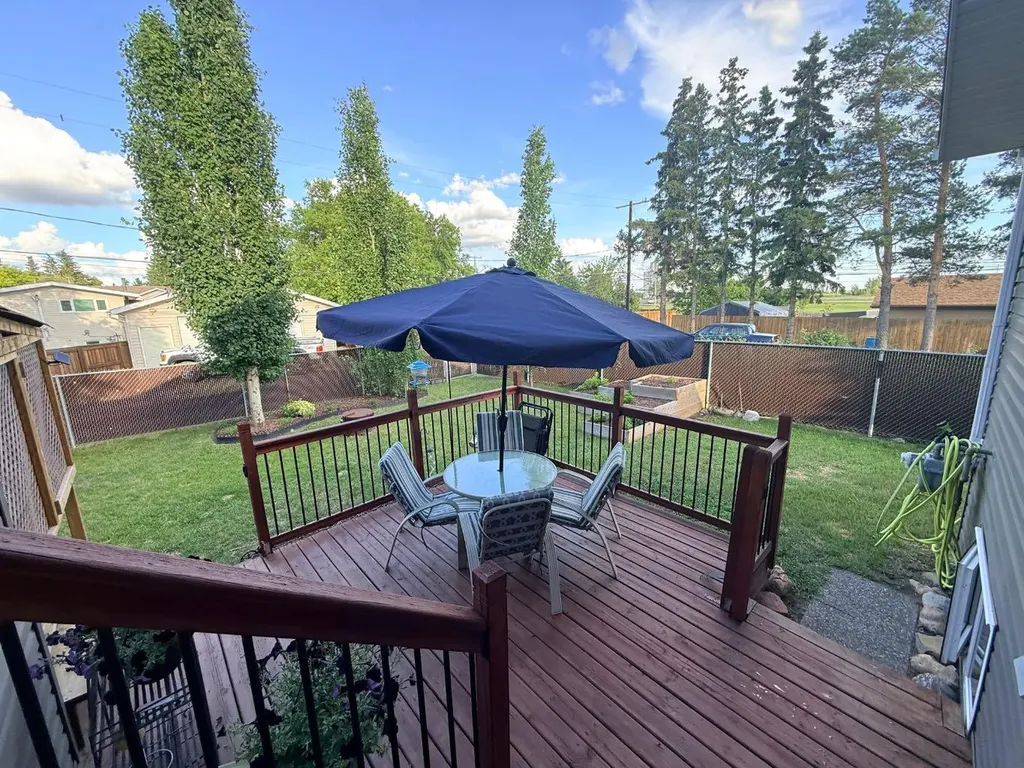 205 4 Street W Lashburn SK S0M 1H0
