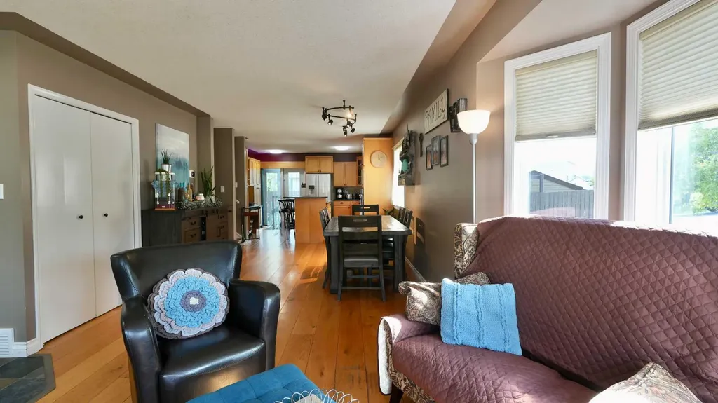8101 103 Avenue Peace River AB T8S 1M9