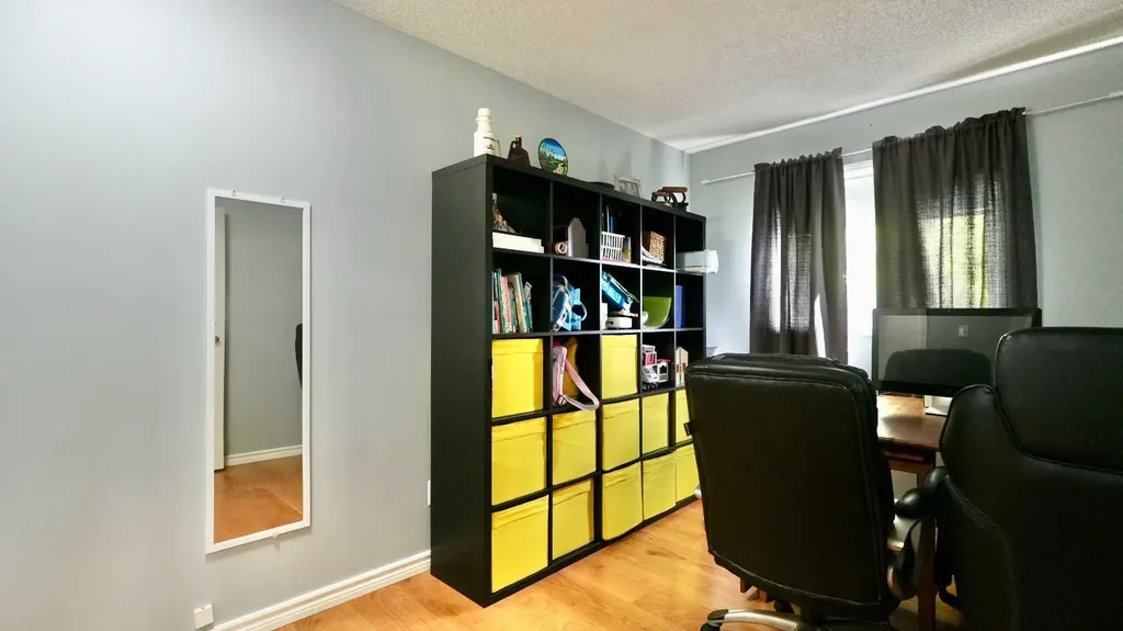 8101 103 Avenue Peace River AB T8S 1M9
