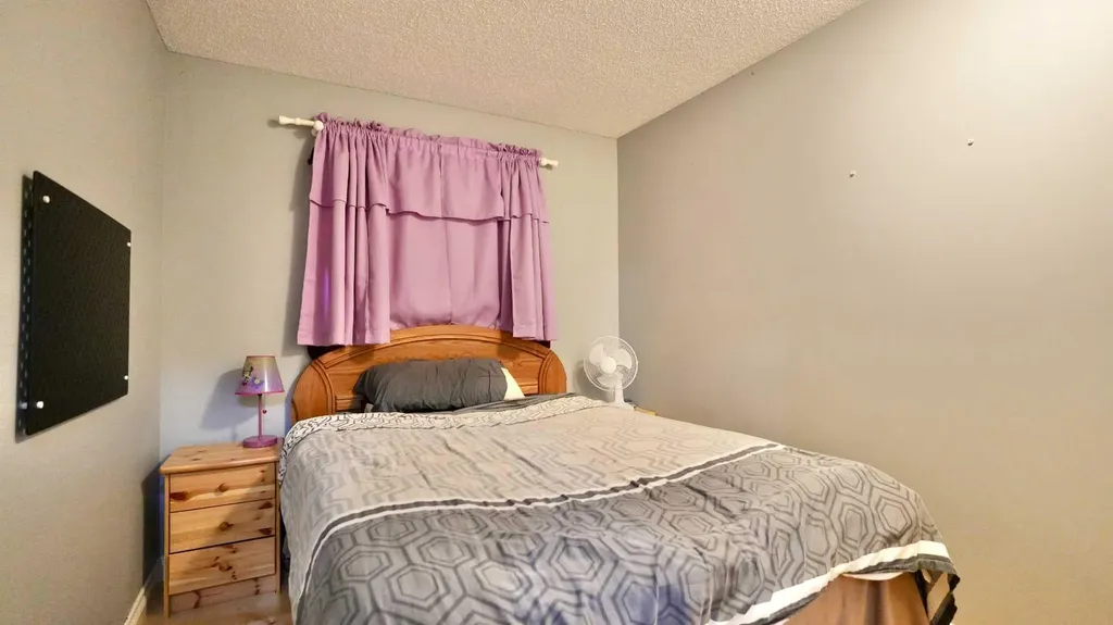 8101 103 Avenue Peace River AB T8S 1M9