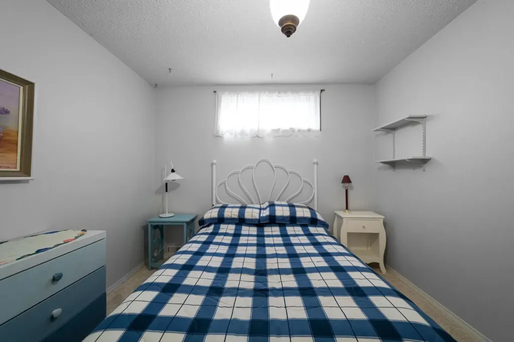 6314 43a Avenue Close Camrose AB T4V3N3