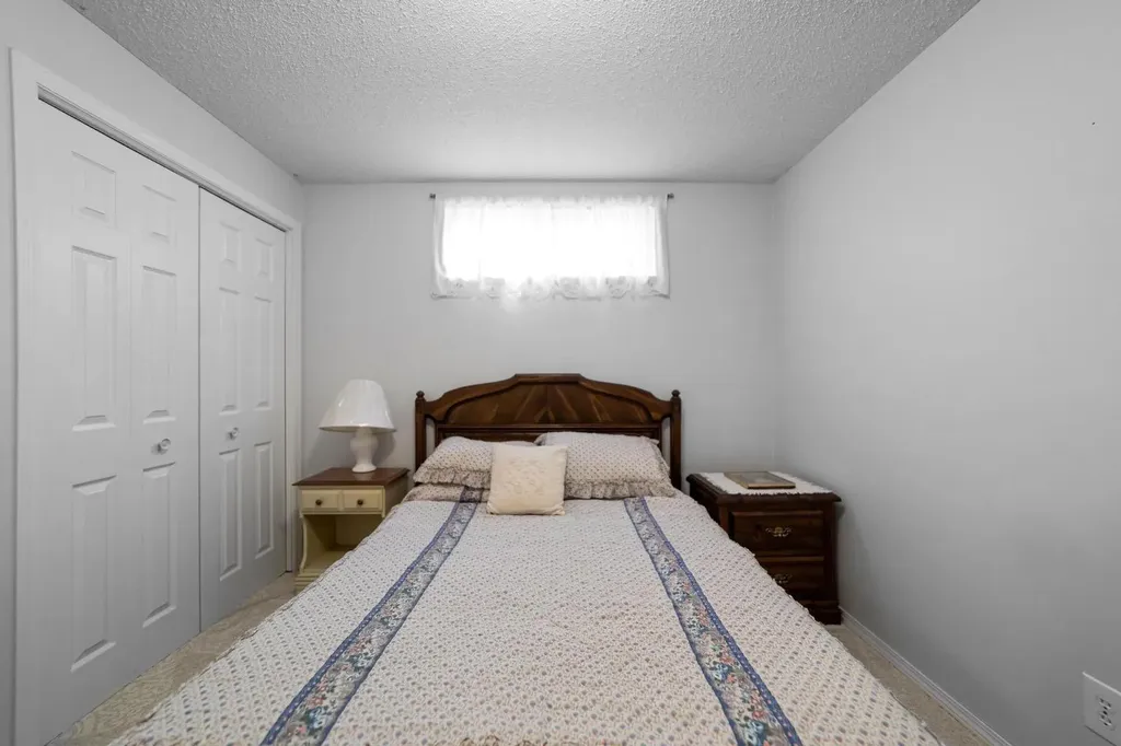6314 43a Avenue Close Camrose AB T4V3N3