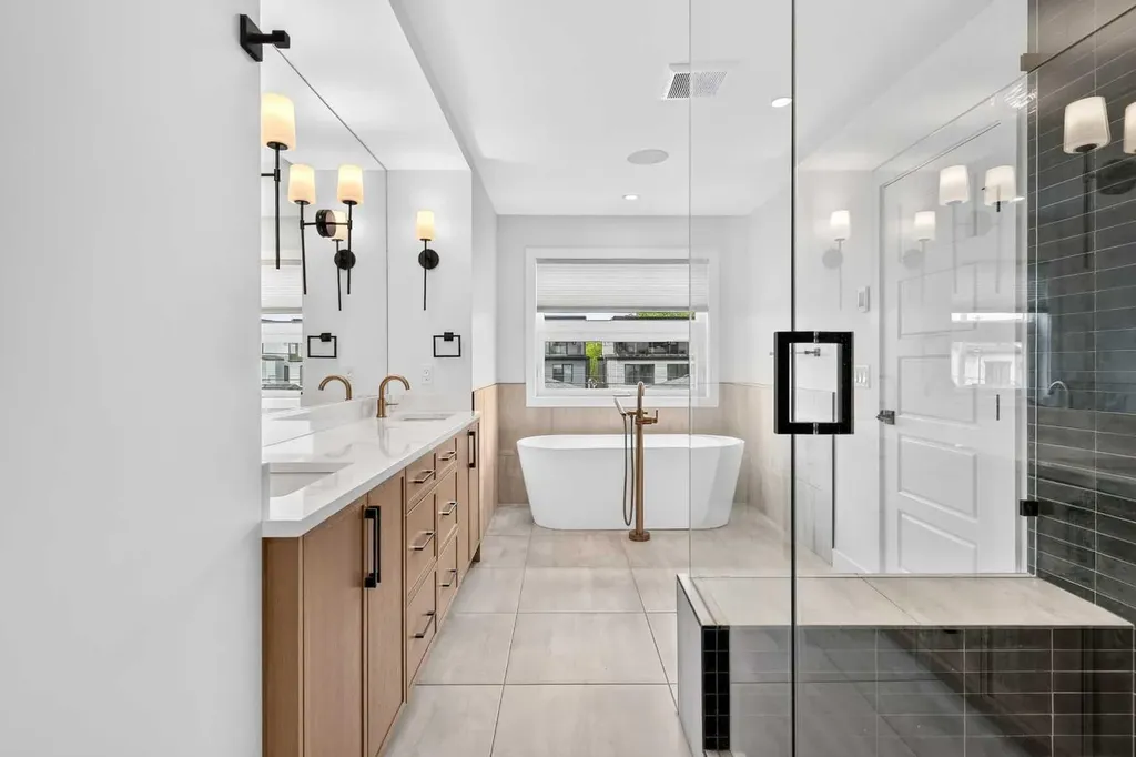 1746 49 Avenue SW Calgary AB T2T 2T9