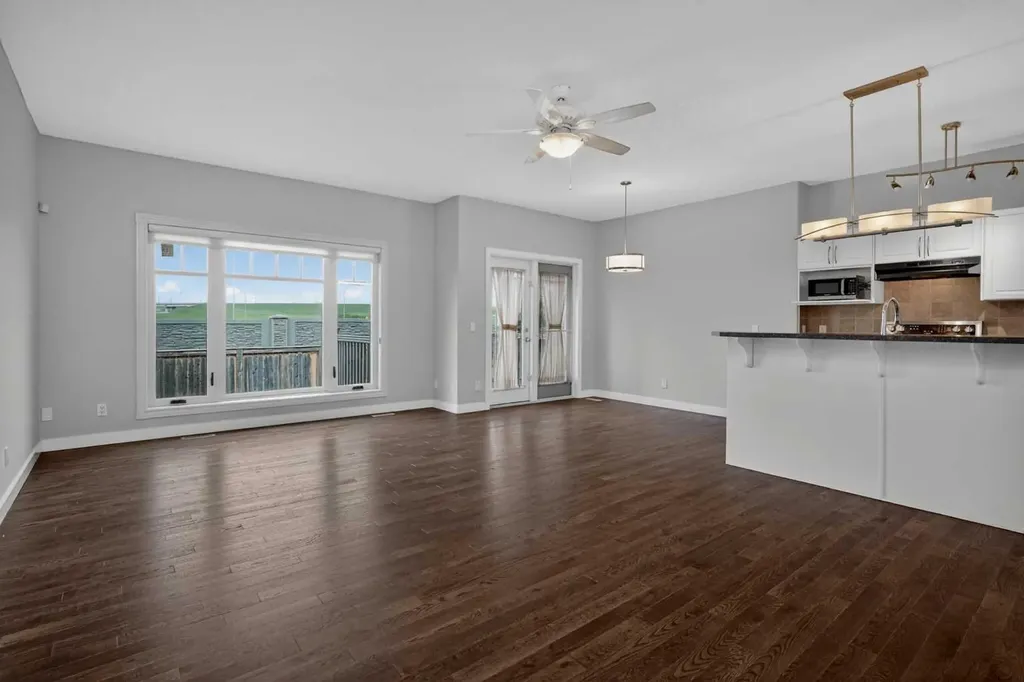 103 Bridle Estates Mews SW Calgary AB T2A 6R1