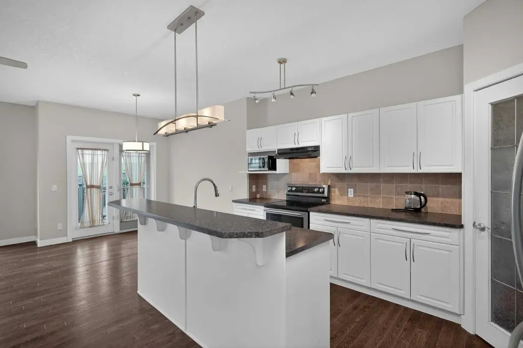 103 Bridle Estates Mews SW Calgary AB T2A 6R1