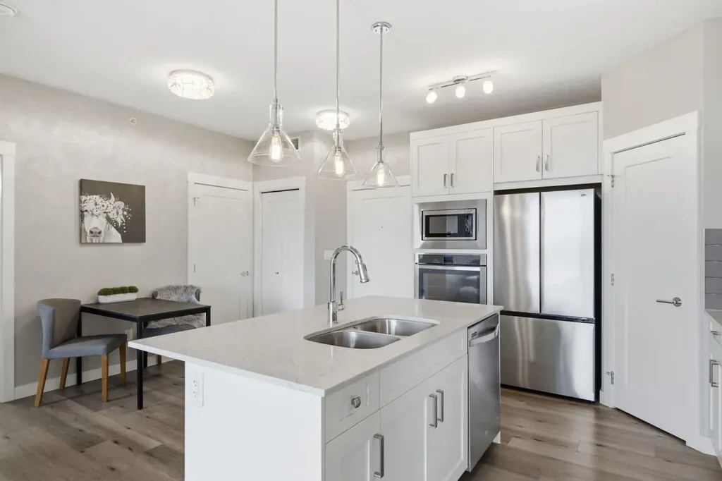 10 Walgrove Walk SE Calgary AB T2X 4E3