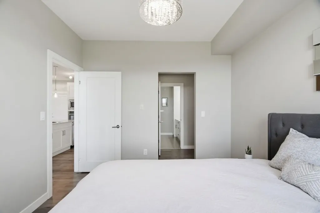 10 Walgrove Walk SE Calgary AB T2X 4E3