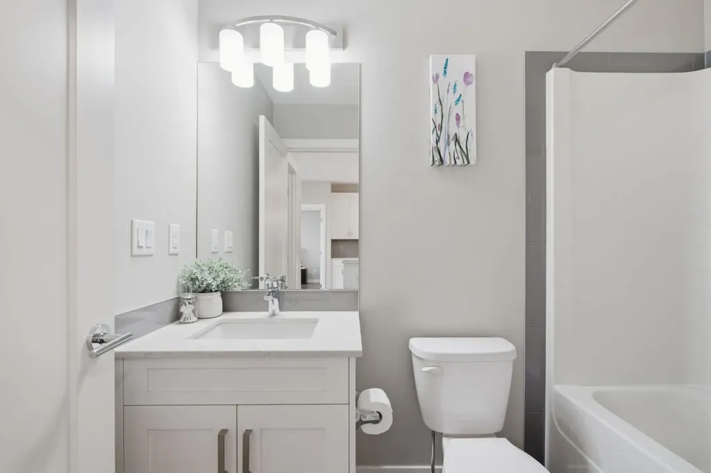 10 Walgrove Walk SE Calgary AB T2X 4E3
