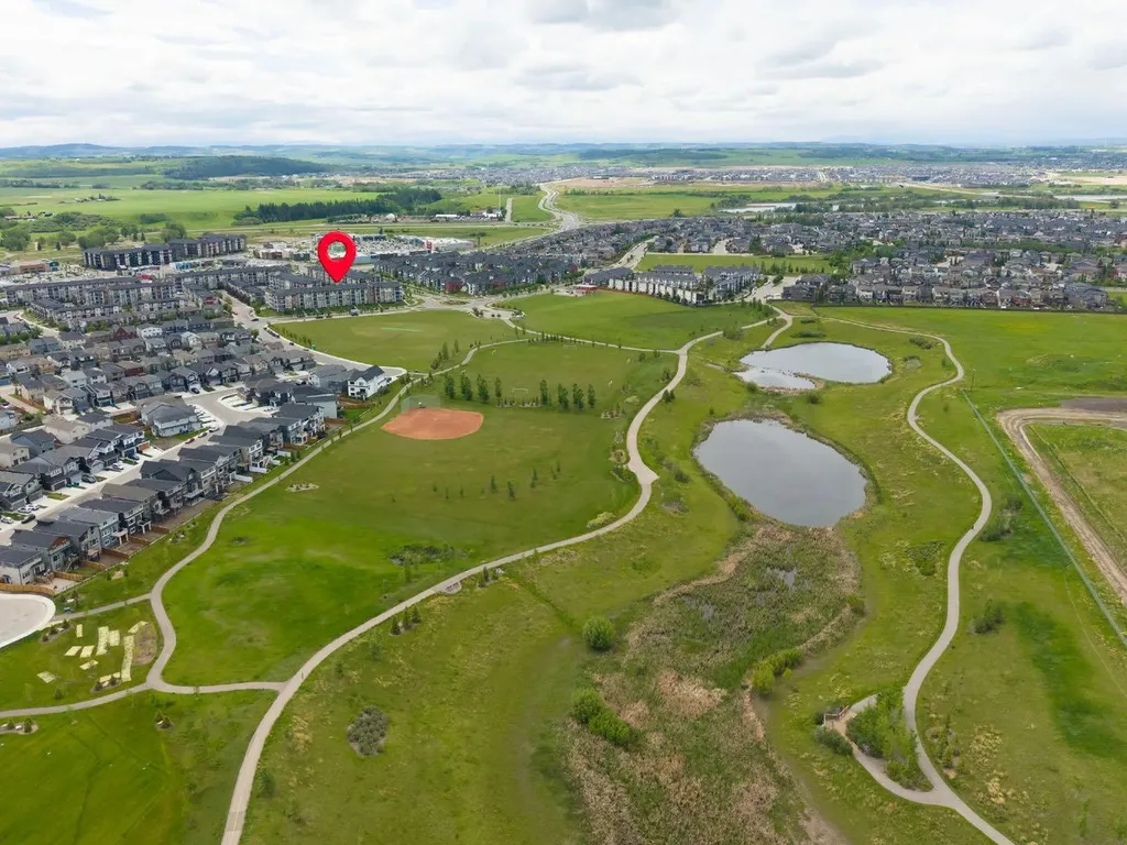 10 Walgrove Walk SE Calgary AB T2X 4E3