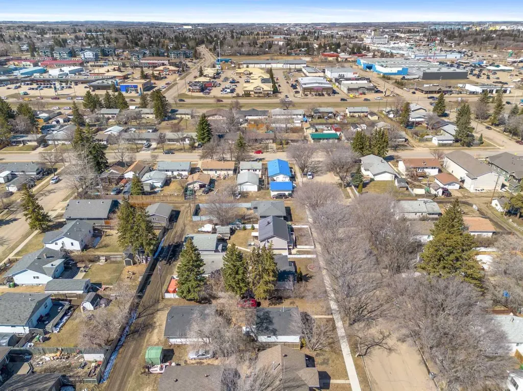 4811 40 Street Lloydminster SK S9V 0C3