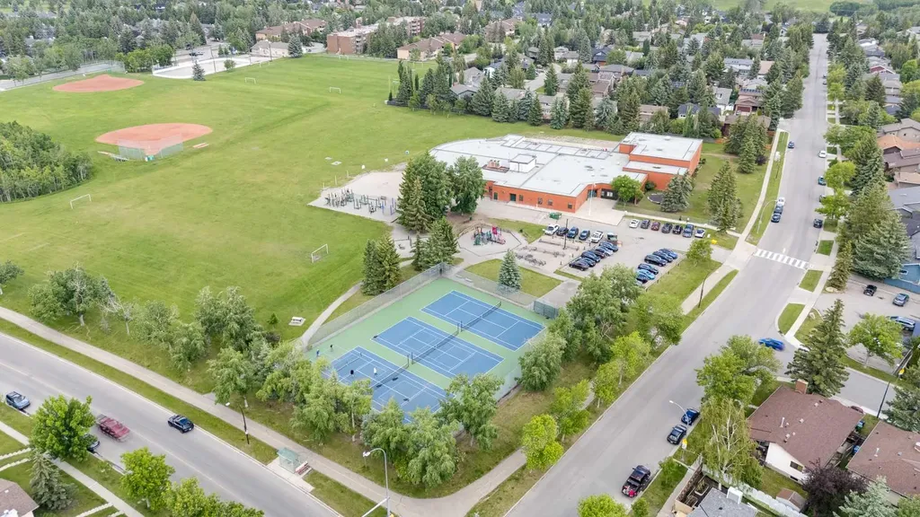 2187 Woodview Drive SW Calgary AB T2W 3N8