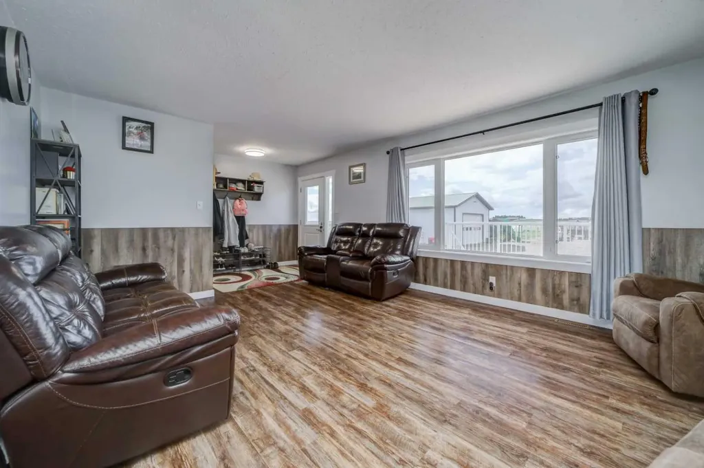 112041 Range Road 234 Nobleford AB T0L 1S0