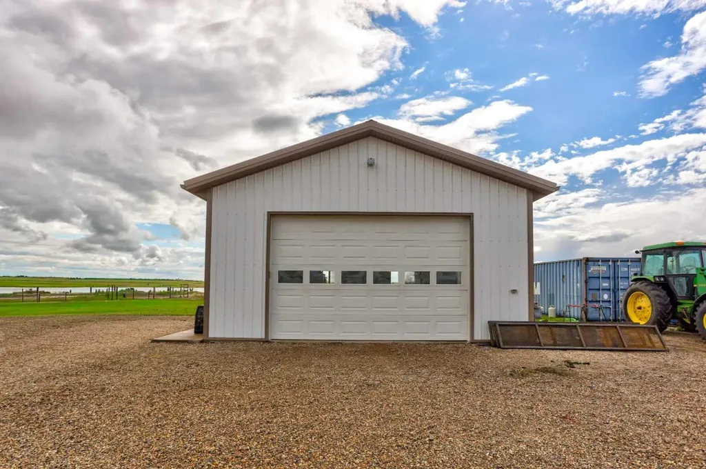 112041 Range Road 234 Nobleford AB T0L 1S0