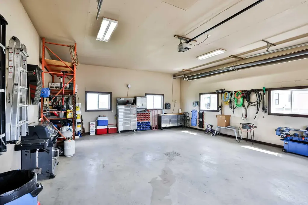 112041 Range Road 234 Nobleford AB T0L 1S0