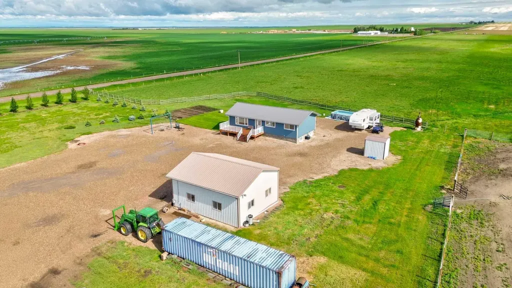 112041 Range Road 234 Nobleford AB T0L 1S0