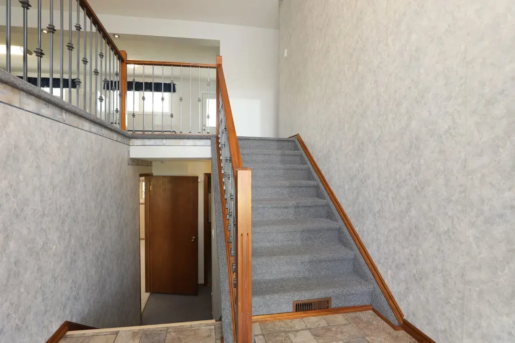 58 N 1a Street E Magrath AB T0K 1J0
