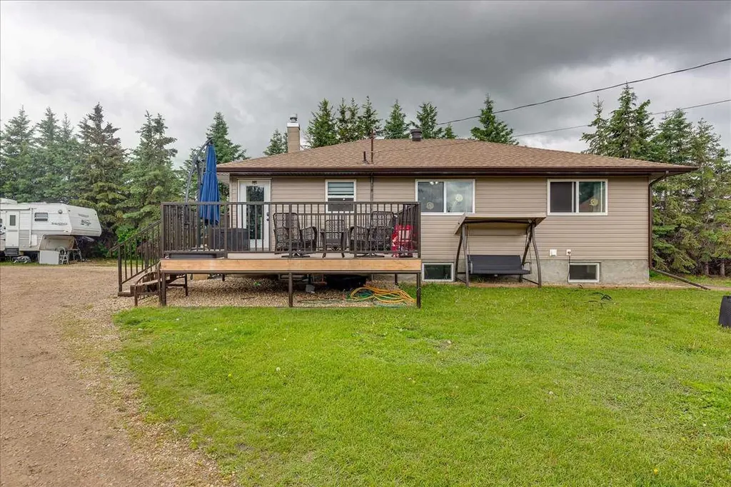 4809 42 Street Ponoka AB T4J 1C3