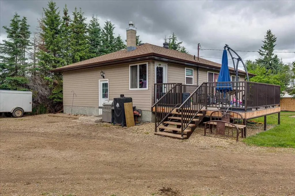 4809 42 Street Ponoka AB T4J 1C3