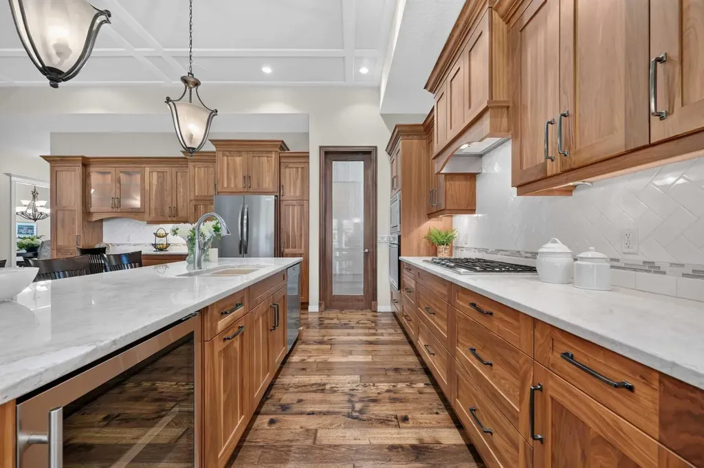 90 Waters Edge Drive Heritage Pointe AB T1S 4K4