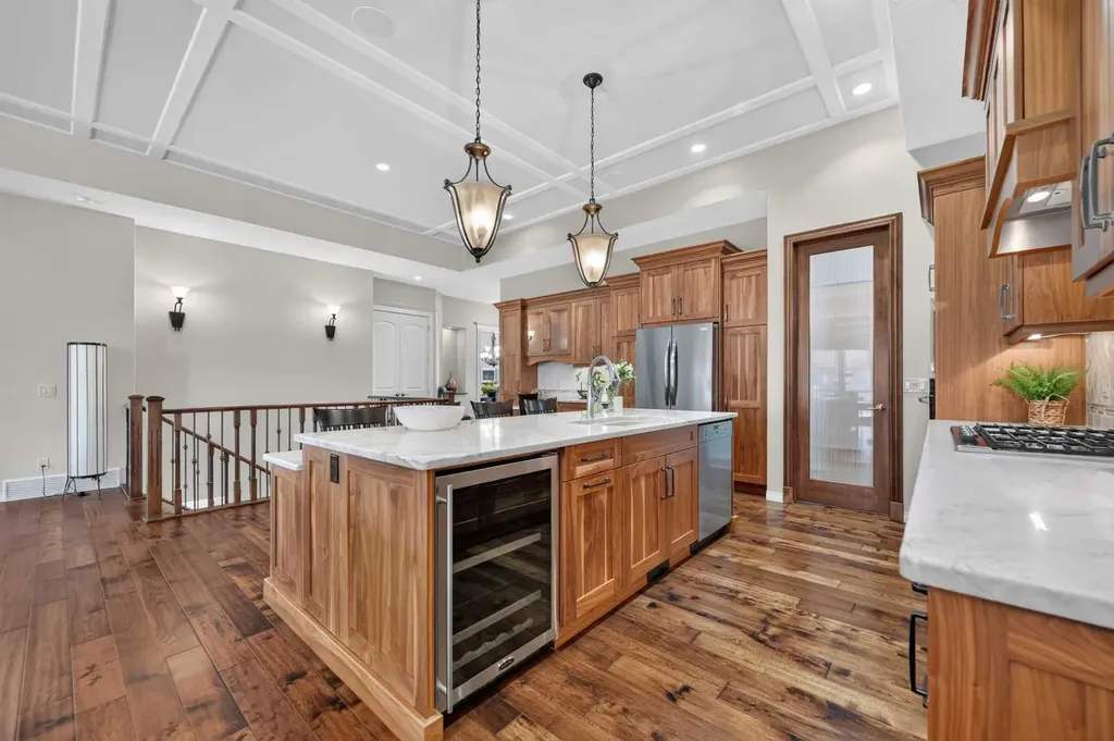 90 Waters Edge Drive Heritage Pointe AB T1S 4K4