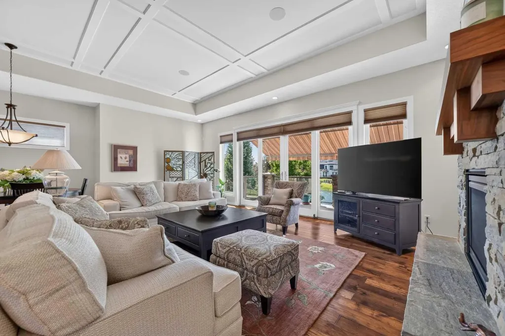 90 Waters Edge Drive Heritage Pointe AB T1S 4K4