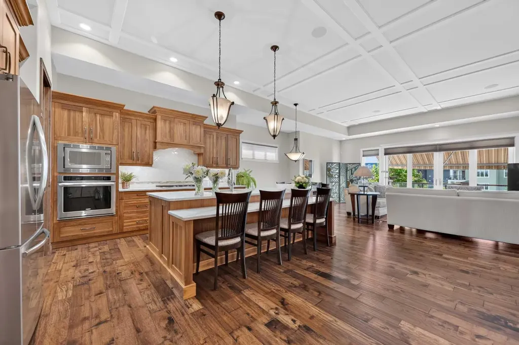 90 Waters Edge Drive Heritage Pointe AB T1S 4K4