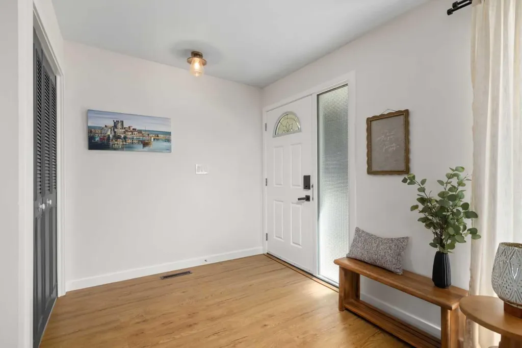 416 Allston Avenue SE Calgary AB T2H 1R7