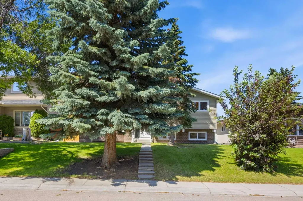 416 Allston Avenue SE Calgary AB T2H 1R7