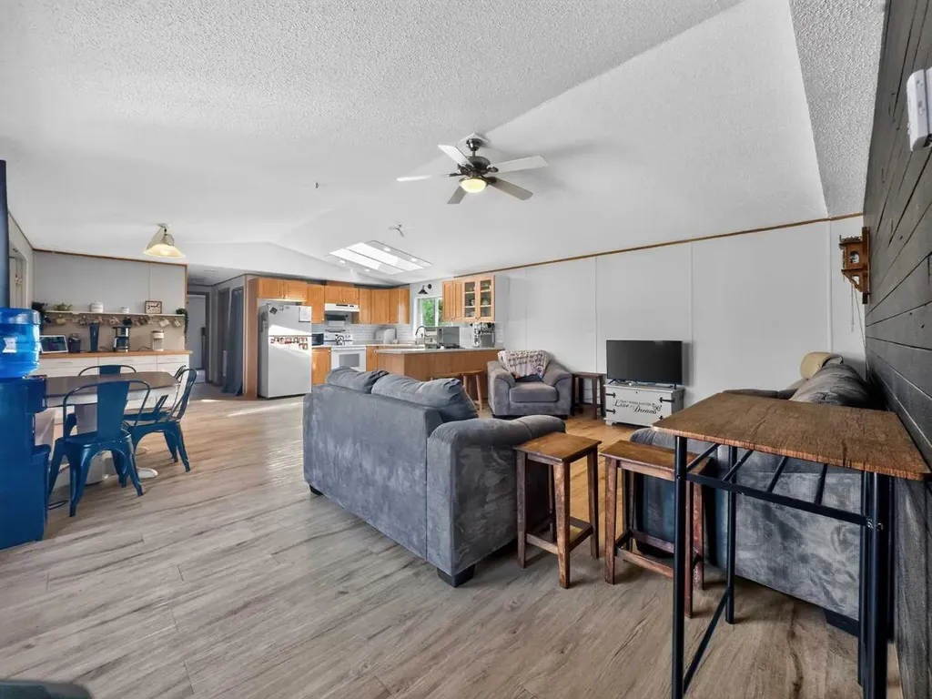14225 Township Road 1051a Rural Mackenzie County AB T0H2H0
