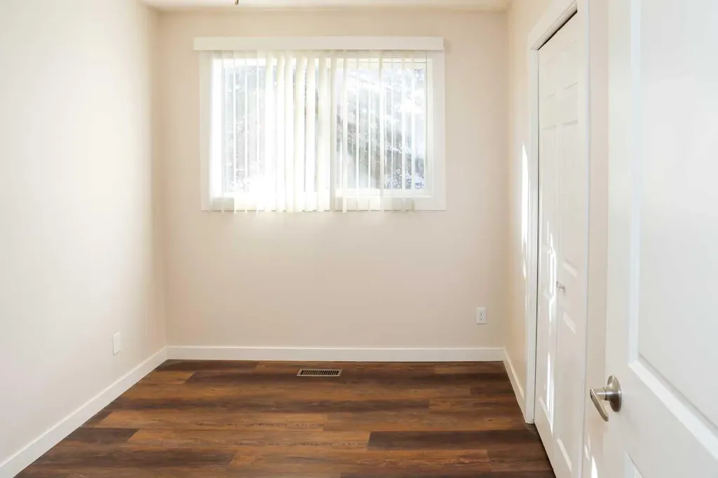 40 Pensville Road SE Calgary AB T2A 4K5