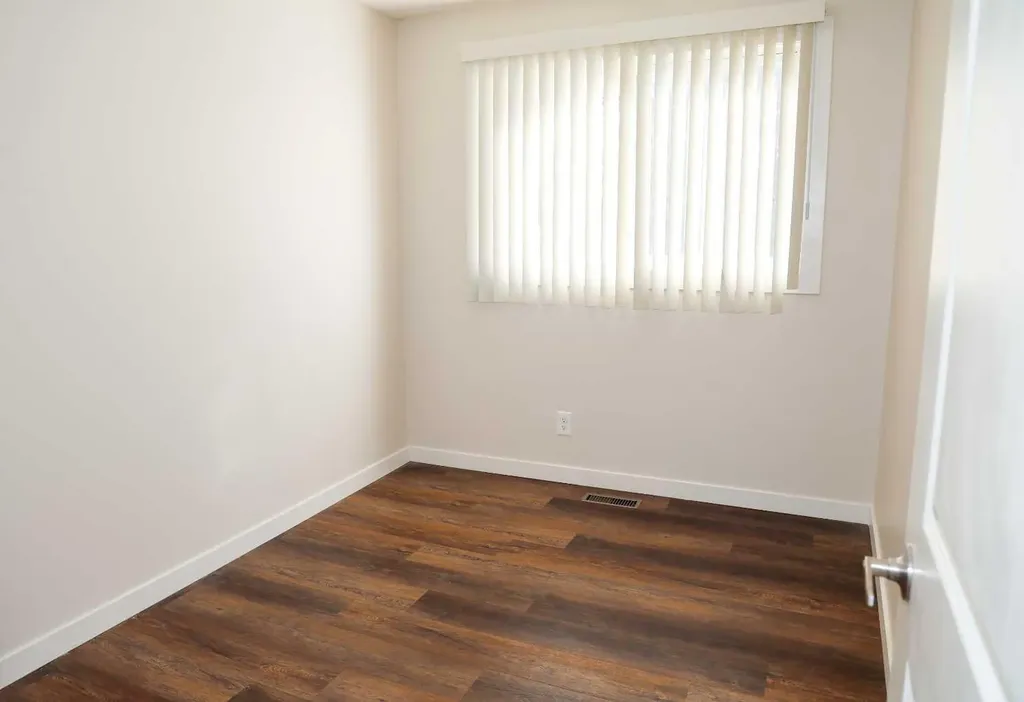 40 Pensville Road SE Calgary AB T2A 4K5