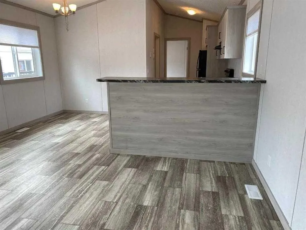 4308 42 Avenue Rocky Mountain House AB T4T 1L8