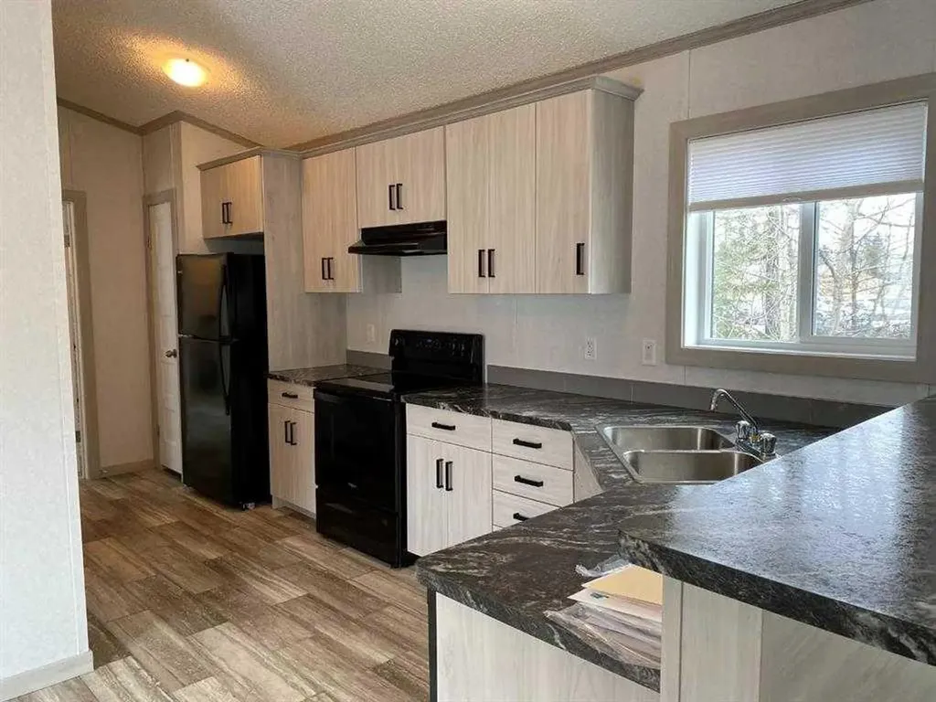 4308 42 Avenue Rocky Mountain House AB T4T 1L8