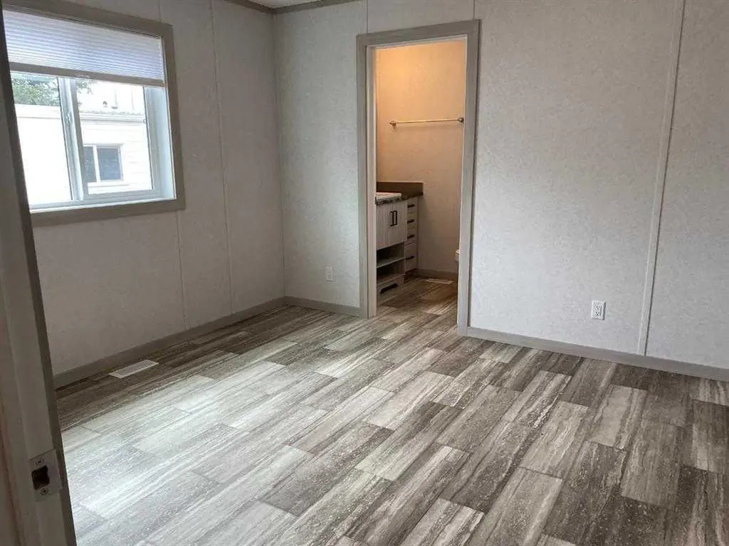 4308 42 Avenue Rocky Mountain House AB T4T 1L8