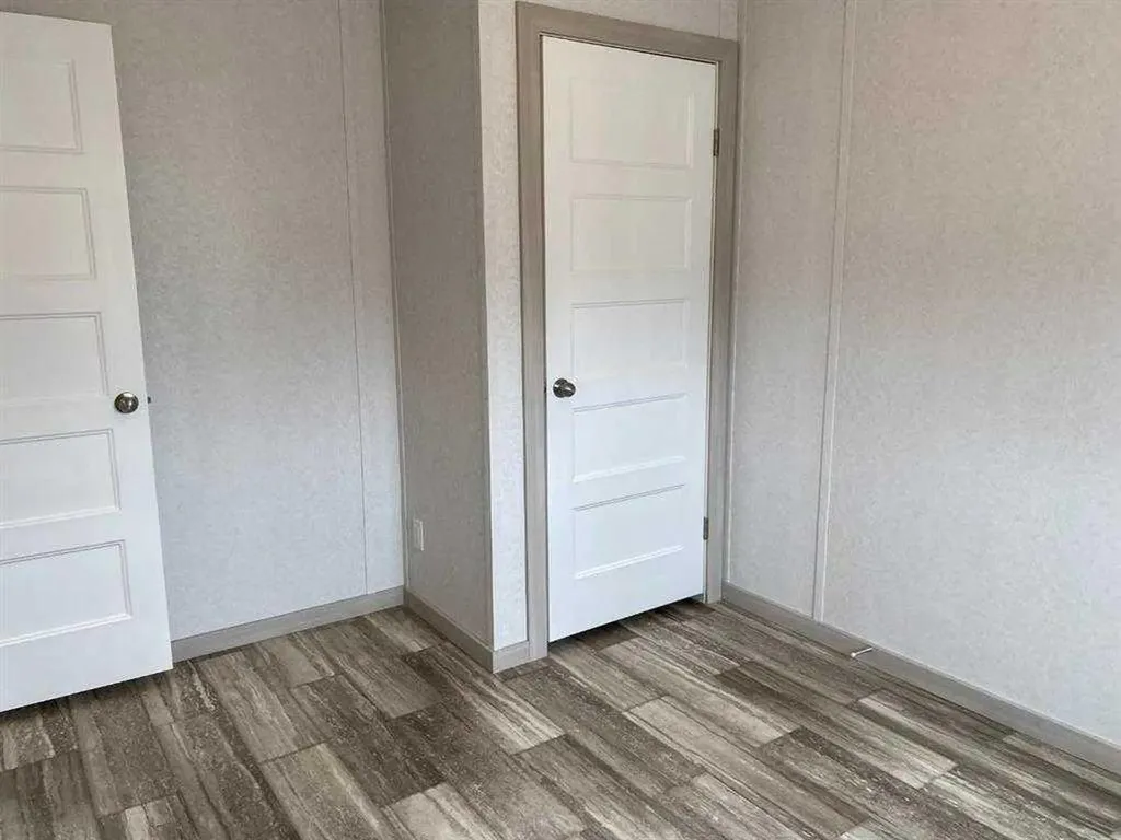 4308 42 Avenue Rocky Mountain House AB T4T 1L8