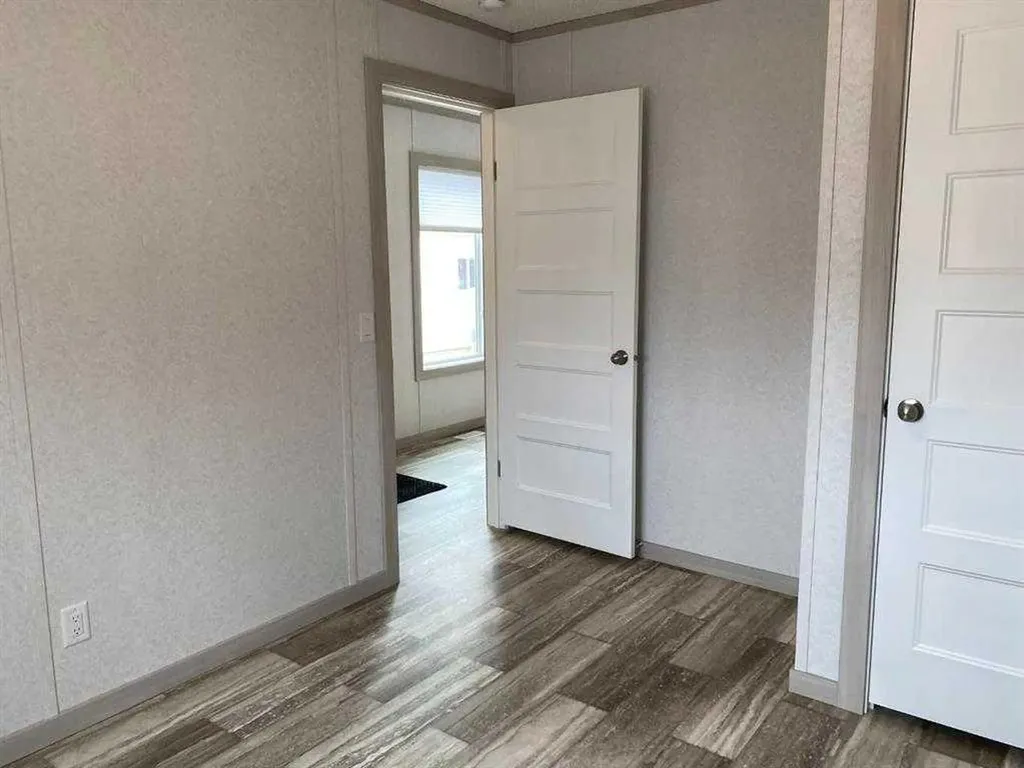 4308 42 Avenue Rocky Mountain House AB T4T 1L8