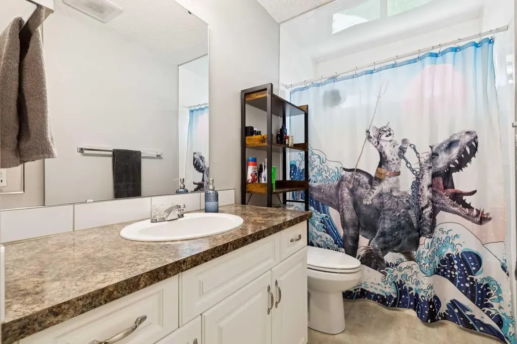 4387 Dovercrest Drive SE Calgary AB T2B 1Y3